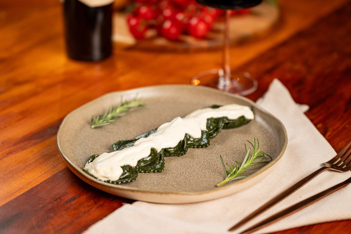 RAVIOLI 3 QUEIJOS DE ESPINAFRE COM MOLHO GORGONZOLA 250g