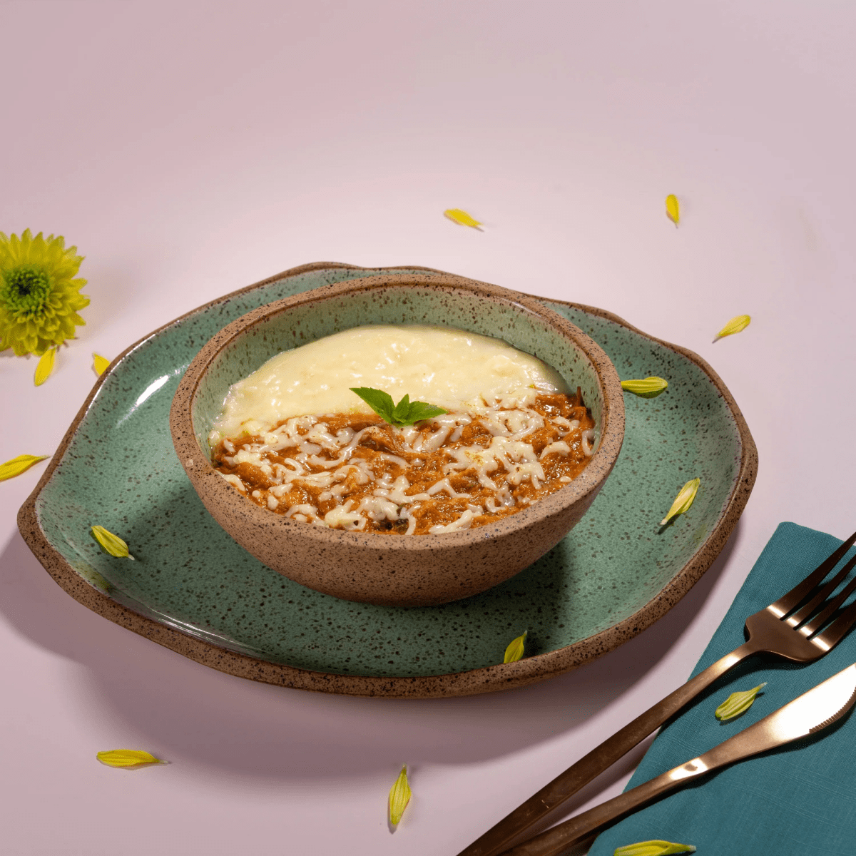 COSTELA BOVINA DESFIADA COM PURÊ DE MANDIOCA - Nurit