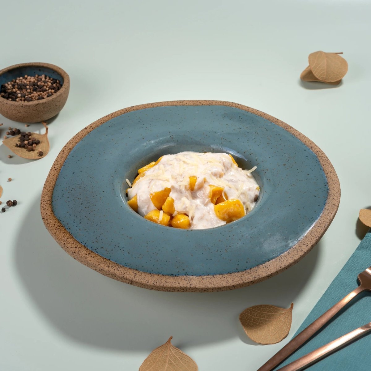 GNOCCHI DE ABÓBORA COM MOLHO DE CARNE DE SOL - Nurit