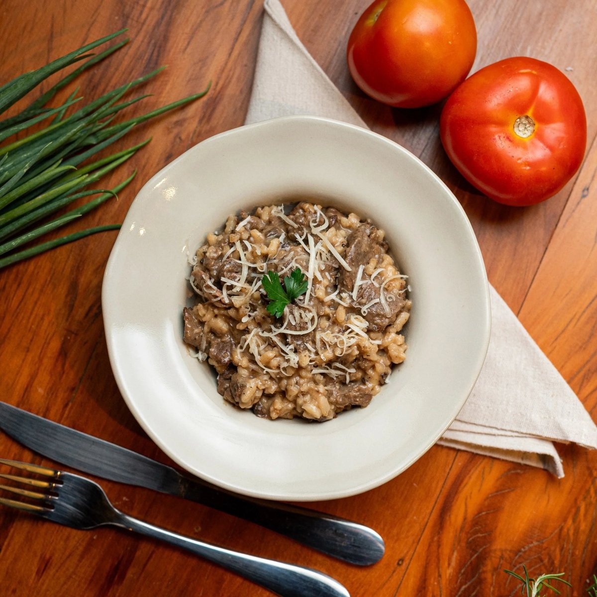 RISOTO COM ISCAS DE FILÉ E FUNGHI - Nurit