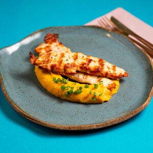 FRANGO GRELHADO COM PURÊ DE ABÓBORA