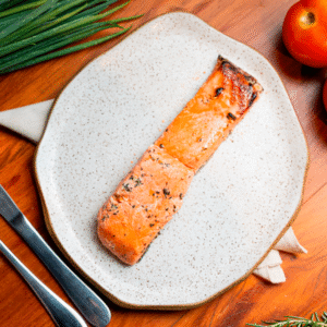 SALMÃO AO MOLHO DE LIMÃO SICILIANO